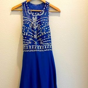 Uncategorized women’s blue sequined formal maxi dress. Lined.